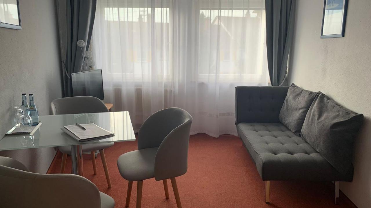 Hotel garni Stephans Albergo Tettnang Esterno foto